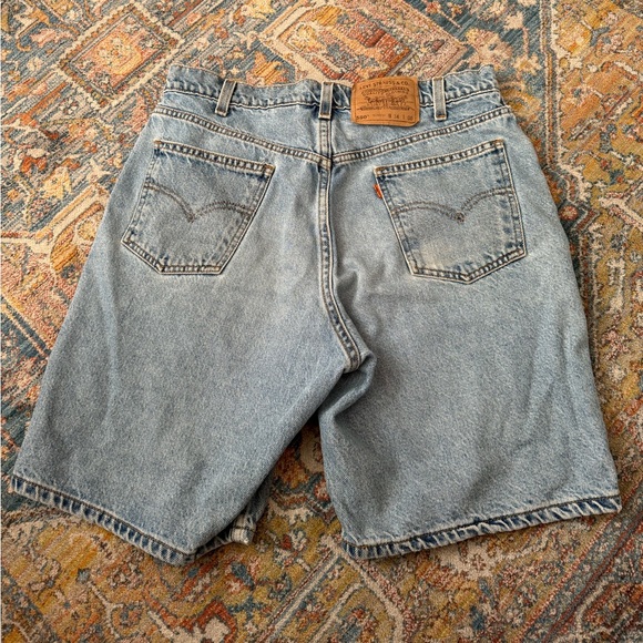 Vintage Levi’s Jean Shorts 550 Relaxed Fit Orange Tab - Picture 5 of 6